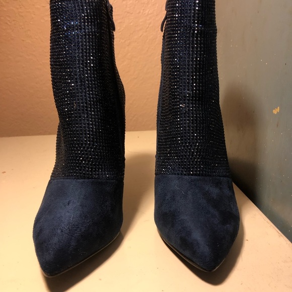 Boots - Picture 2 of 4